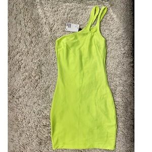 Electric ⚡️ green dress